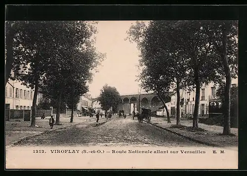AK Viroflay, Route Nationale allant sur Versailles
