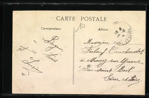 AK Airvault, La Place des Promenades et la route de la Gare