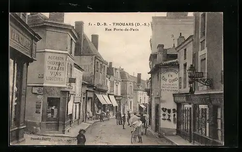 AK Thouars, Rue Porte-de-Paris, Strassenpartie