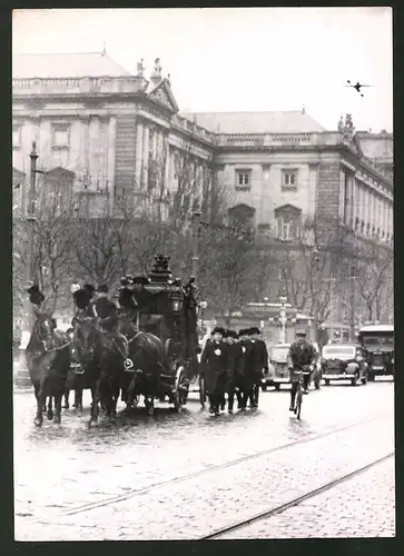 Fotografie Ansicht Wien, Begräbnis des Fürsten Ulrich Kinsky