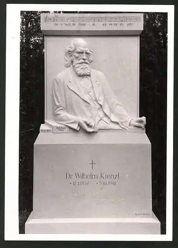 Fotografie Ansicht Wien, Grabmal von Wilhelm Kienzl auf dem Zentralfriedhof