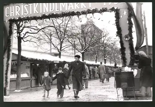 Fotografie Ansicht Wien, Eingang zum Christkindlmarkt