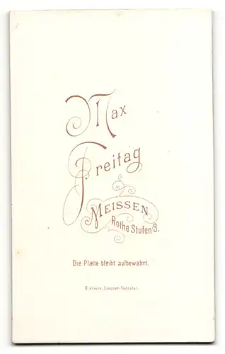 Fotografie Max Freitag, Meissen, Portrait hübsches Mädchen in weisser Bluse