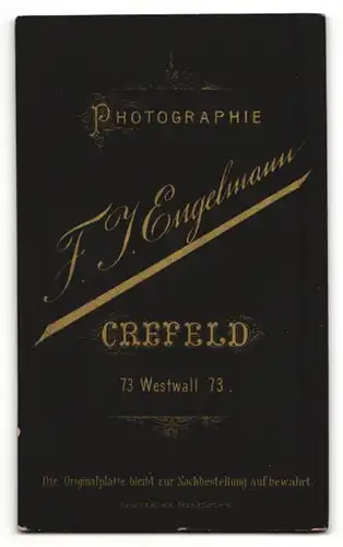 Fotografie F. J. Engelmann, Crefeld, Portrait stattlicher Mann im Anzug