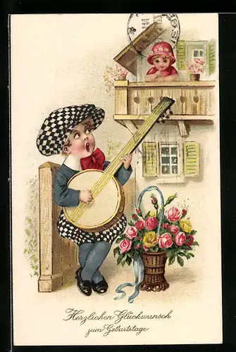 AK Junge mit Instrument bringt ein Ständchen zum Geburtstag am Haus seiner Liebsten