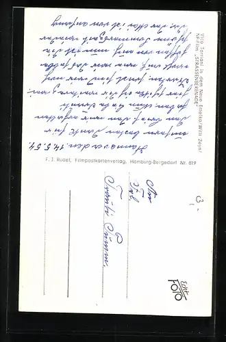 AK Musiker Vico Torriani spielt Gitarre