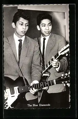AK Musikerduo The Blue Diamonds mit Gitarren