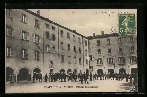 AK Craponne-sur-Arzon, L`Ecole Supèrieure