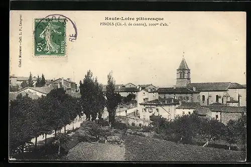 AK Pinols, Ortsansicht aus der Vogelschau