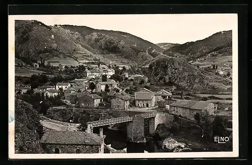 AK Goudet, Vue panoramique et le pont sur la Loire