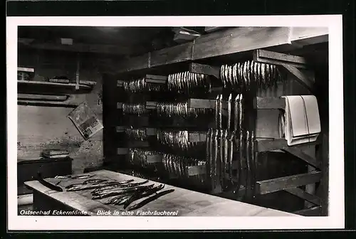 AK Eckernförde, Blick in eine Fischräucherei