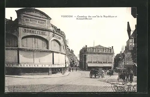 AK Vierzon, Carrefour des rues de la Republique et Armand-Brunet