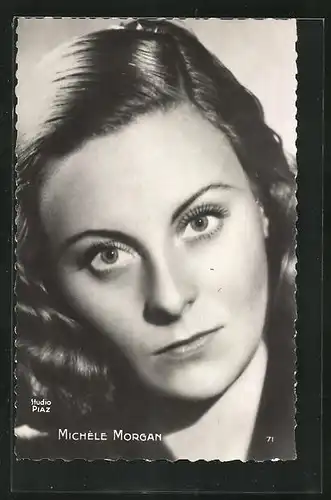 AK Schauspielerin Michèle Morgan mit Seitenscheitel
