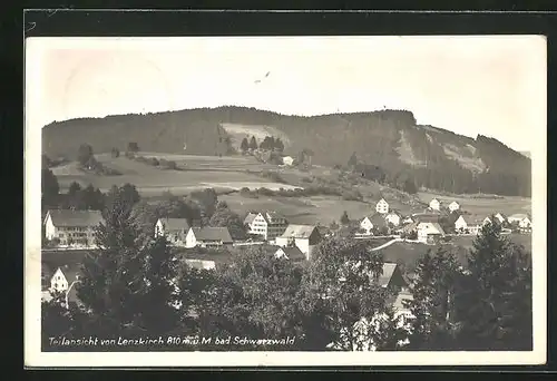 AK Lenzkirch / bad. Schwarzwald, Teilansicht vom Berg gesehen