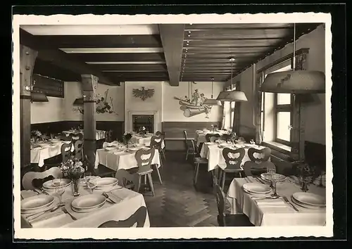 AK Oberstaufen /Bay., Gasthöf zum Löwen, Innenansicht