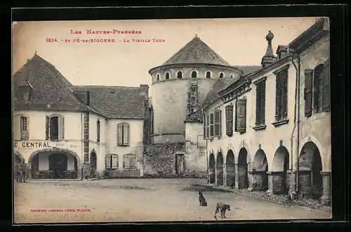 AK St-Pé-de-Bigorre, La Vieille Tour