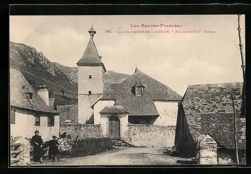 AK Aucun, Vallée d`Arrens, Église du XIVe siècle