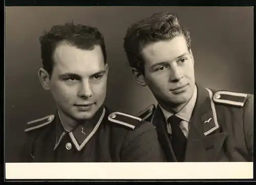 Fotografie Georg Just, Cottbus, Uffz. der DDR Luftwaffe in Uniform
