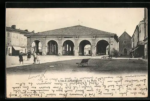 AK L'Isle-Jourdain, la Halle