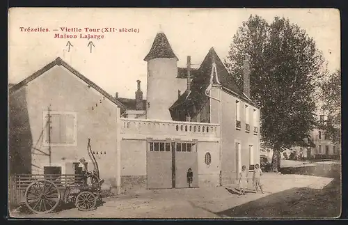 AK Trézelles, Vieille Tour, Maison Lajarge