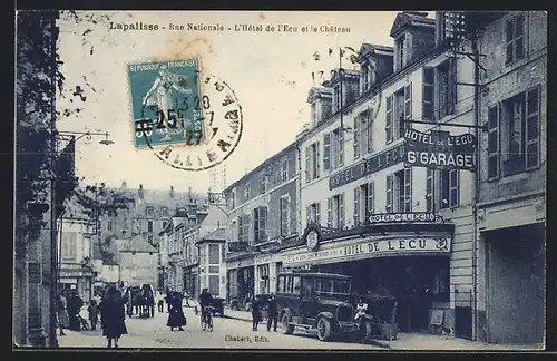 AK Lapalisse, Rue Nationale, L`Hotel de l`Ecu et le Chateau