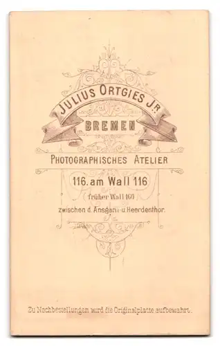 Fotografie Julius Ortgies jr., Bremen, Am Wall 116, Elegant gekleideter Herr mit Vollbart