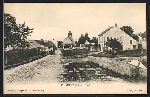 AK Le Haulme, Strassenpartie mit Kirche