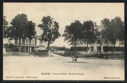 AK Marines, Place de l'Etoile, Ecole des Garcons