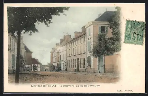 AK Marines, Boulevard de la République