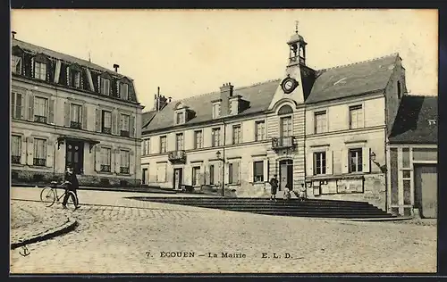 AK Ecouen, La Mairie