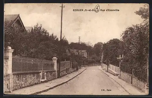 AK Ecouen, Rue d`Ezanville, Strassenpartie