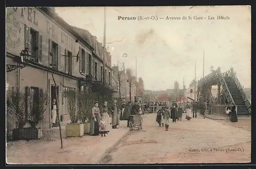 AK Persan, Avenue de la Gare, Les Hotels, Bahnübergang