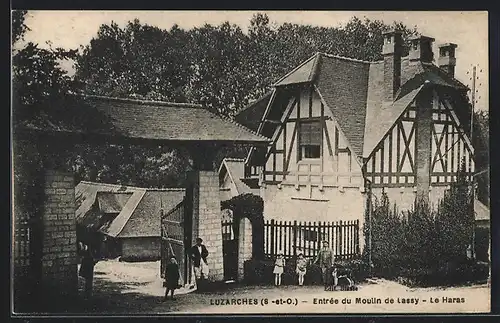 AK Luzarches, Entrée du Moulin de Lassy, Le Haras