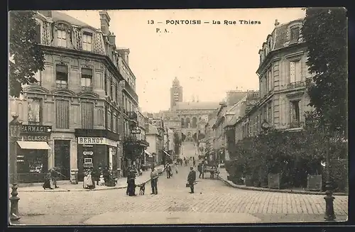 AK Pontoise, La Rue Thiers