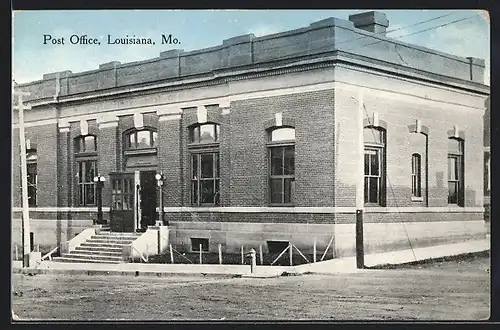 AK Louisiana, MO, Post Office