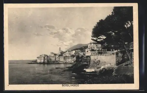 AK Bogliasco, Ortsansicht mit Küstenbefestigung