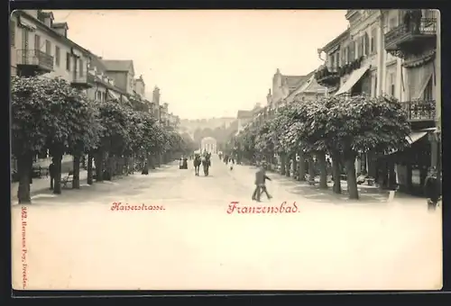 AK Franzensbad, Kaiserstrasse mit Blick zur Franzensquelle