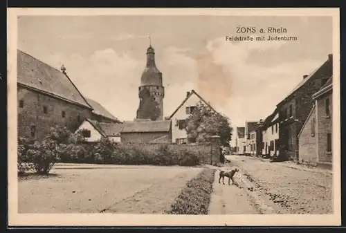 AK Zons, Feldstrasse mit Judenturm