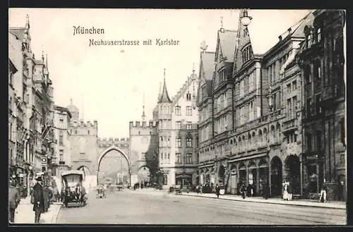 AK München, Neuhauserstrasse mit Karlstor