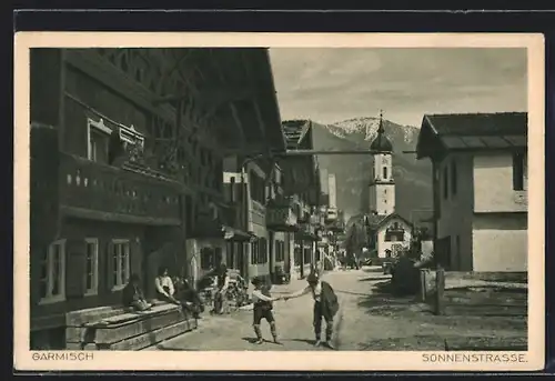 AK Garmisch, Sonnenstrasse mit Kindern