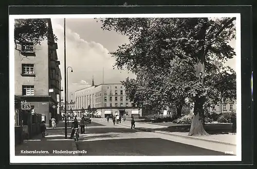 AK Kaiserslautern, Hindenburgstrasse mit Ladengeschäften