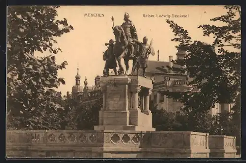 AK München, Kaiser Ludwig-Denkmal