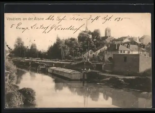 AK Vouziers /Aisne, Flusspartie mit Ortsansicht