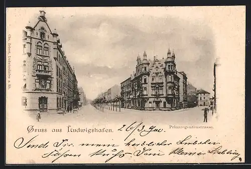 AK Ludwigshafen, Prinzregentenstrasse mit Passanten