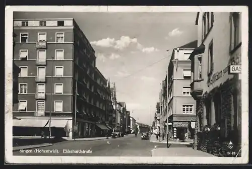 AK Singen /Hohentwiel, Ekkehardstrasse mit Gasthaus zum Bären und Adler-Drogerie