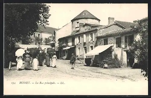 AK Busset, La Rue Principale