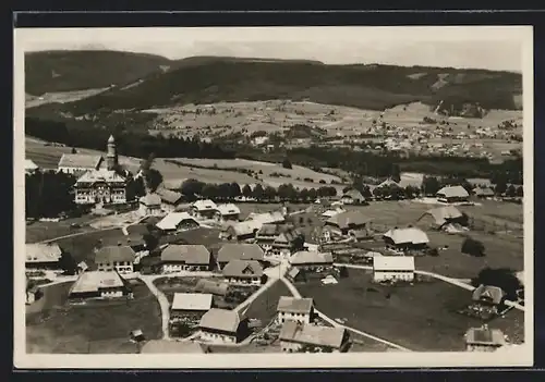 AK Höchenschwand /Schwarzw., Ortsansicht mit Kirche