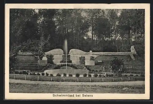 AK Selens, Schwimmbad mit Fontaine