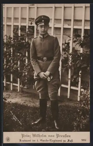 AK Prinz Wilhelm als junger Garde-Leutnant in schmucker Uniform