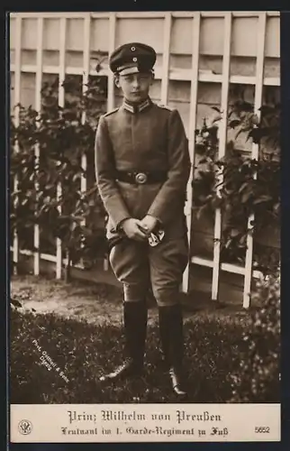 AK Prinz Wilhelm als junger Garde-Leutnant in schmucker Uniform